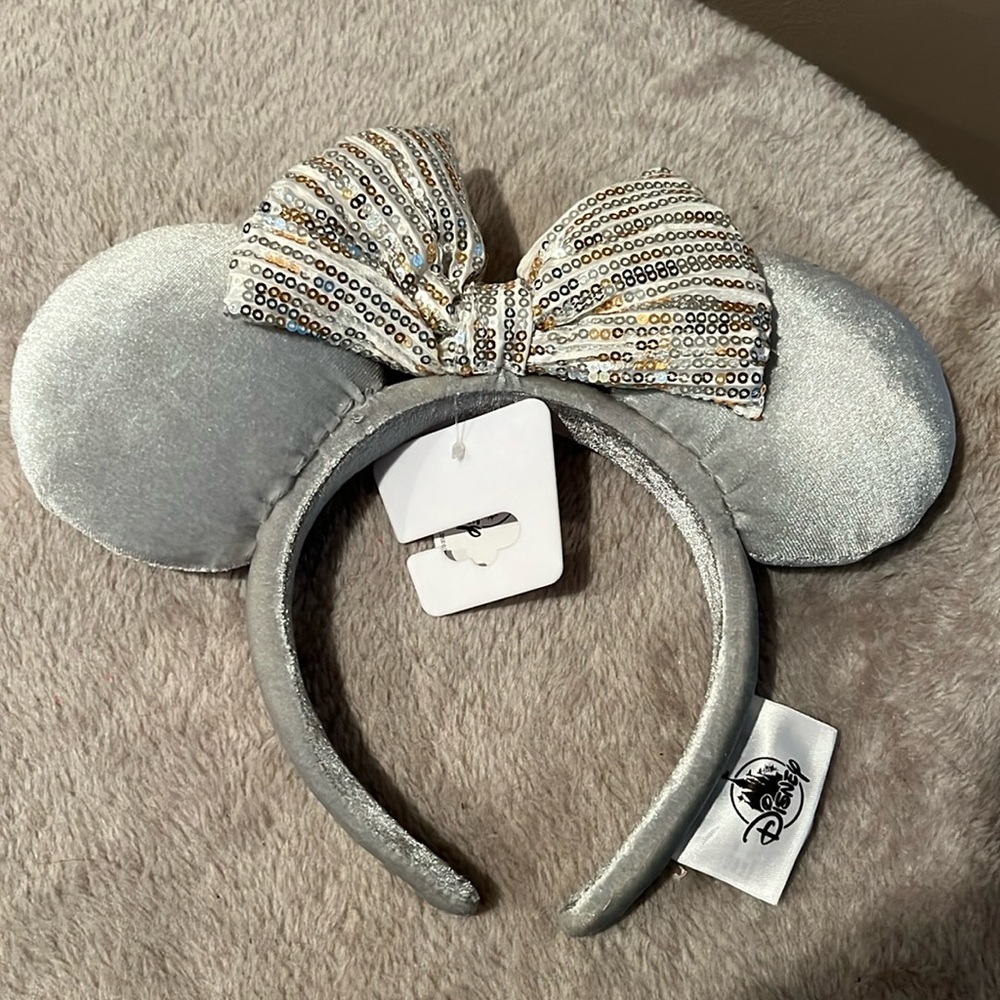 Disney silver and gold ears NWT